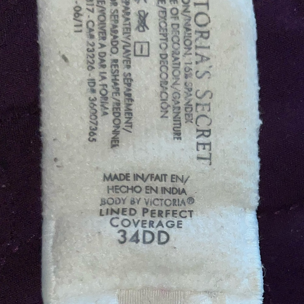 Victoria’s Secret Lined Perfect Coverage Bra. 34DD - Picture 3 of 3